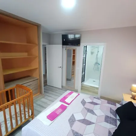 La Casina San De La Vega Holiday home *